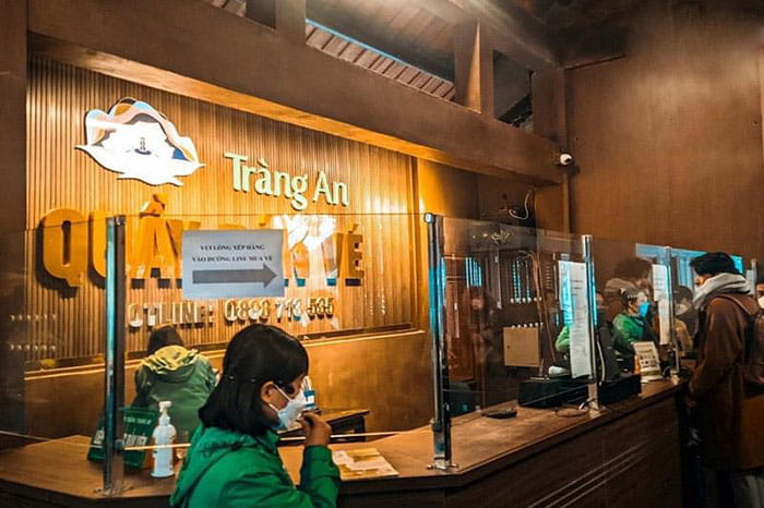 giá vé tràng an
